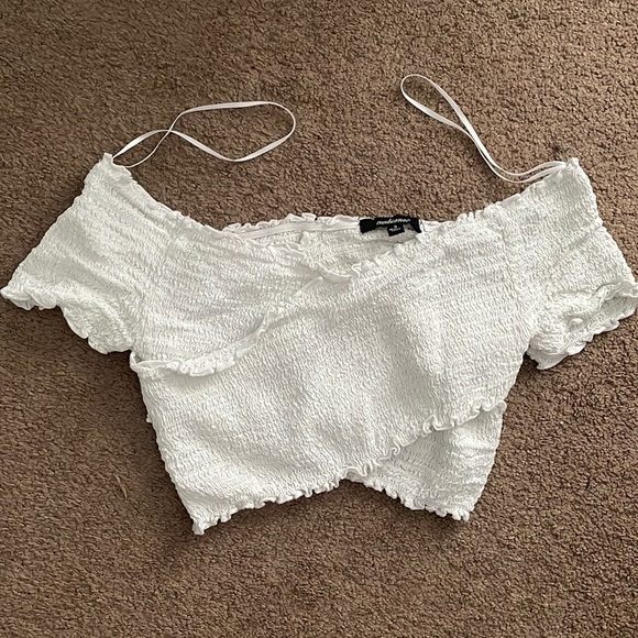 Ambiance White Crosser Over Short Sleeve Top Size Small - Picture 1 of 3
